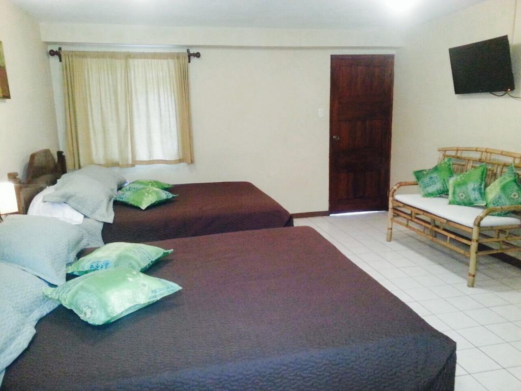 Hotel Mango Mar Jaco Ruang foto