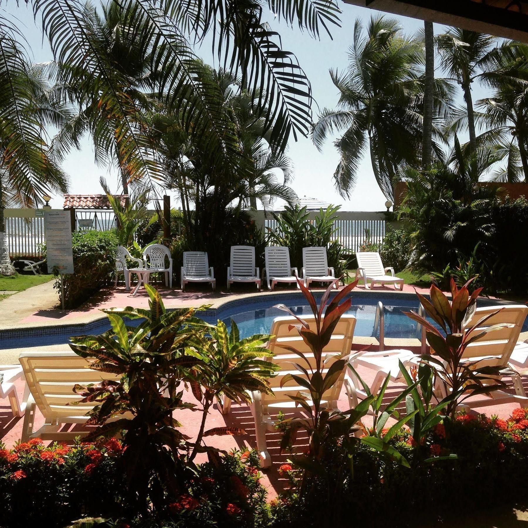 Hotel Mango Mar Jaco Bagian luar foto