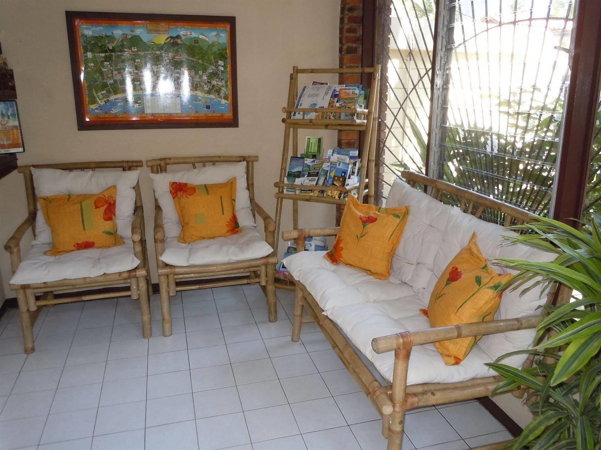 Hotel Mango Mar Jaco Bagian luar foto