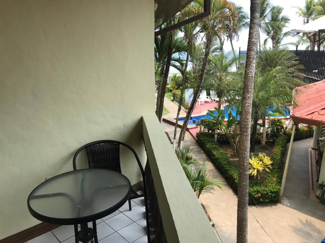 Hotel Mango Mar Jaco Bagian luar foto